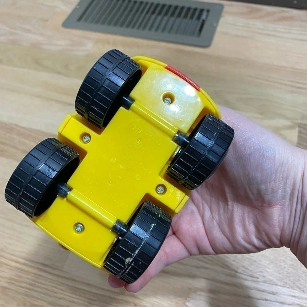 Oball Car Toy Yellow Red Noise Shaker Kids